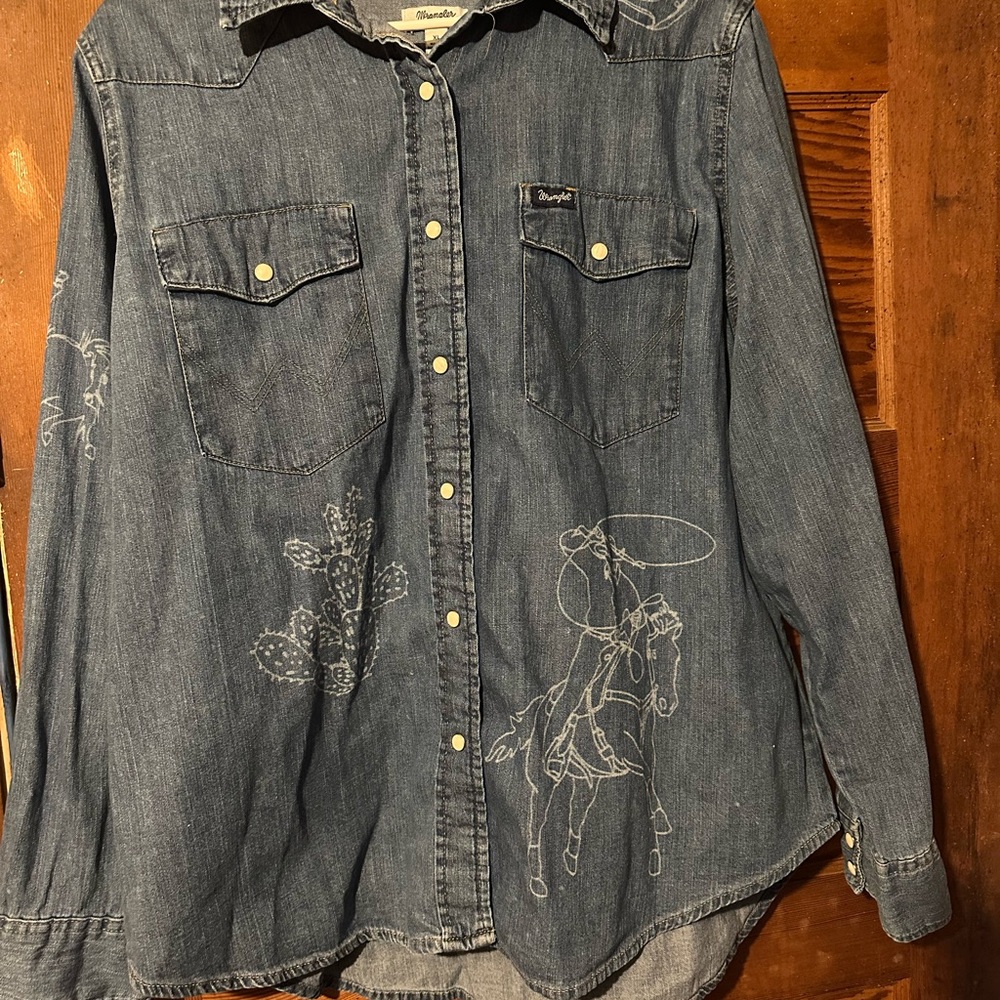 Wrangler Denim Shirt with Western Embroidery